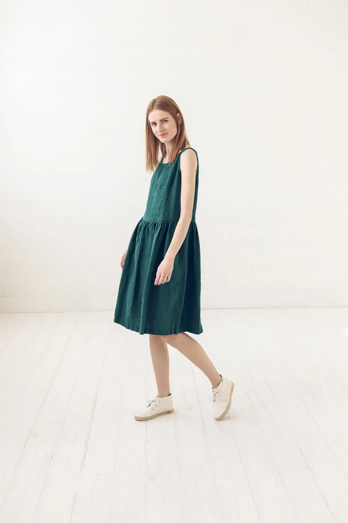 Emerald Green Linen Dress: A-line Midi With Pockets Emerald Green Linen Dress: A-line Midi With Pockets