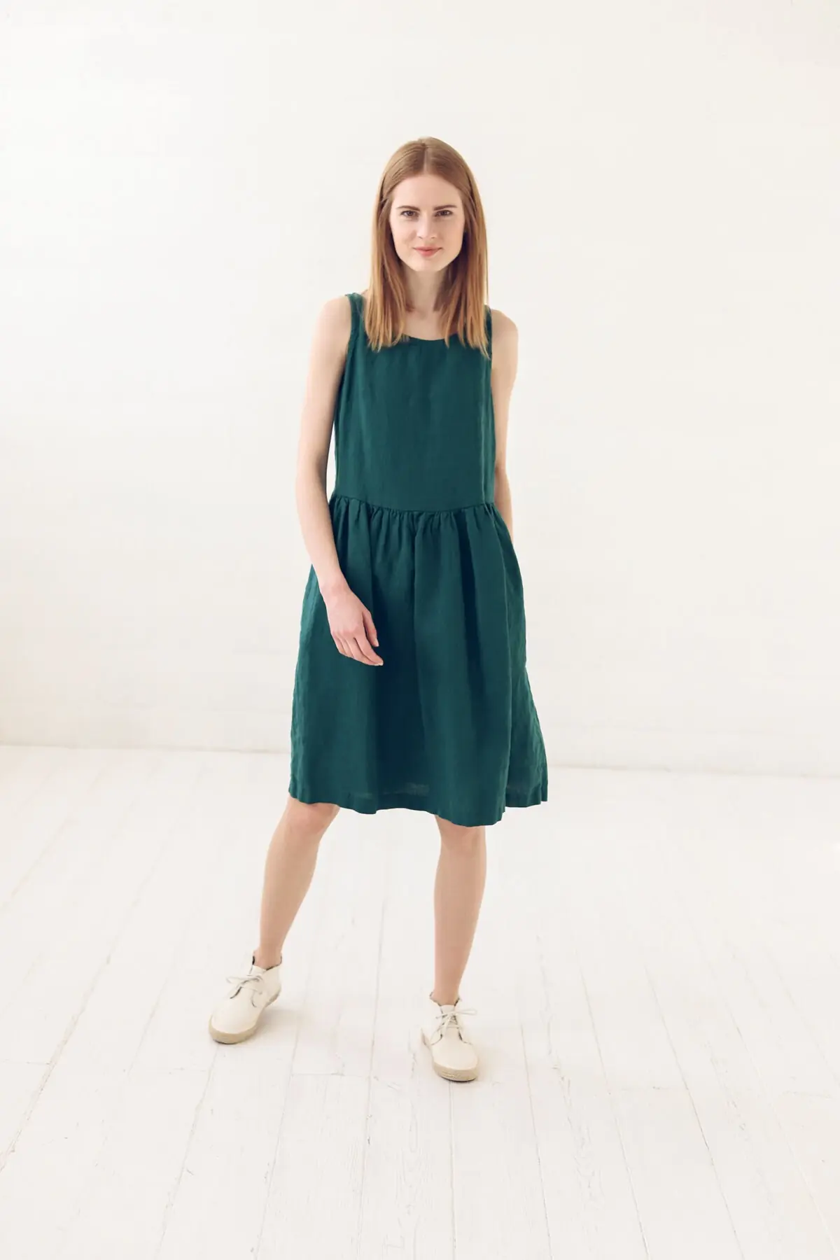Emerald Green Linen Dress: A-line Midi With Pockets Emerald Green Linen Dress: A-line Midi With Pockets